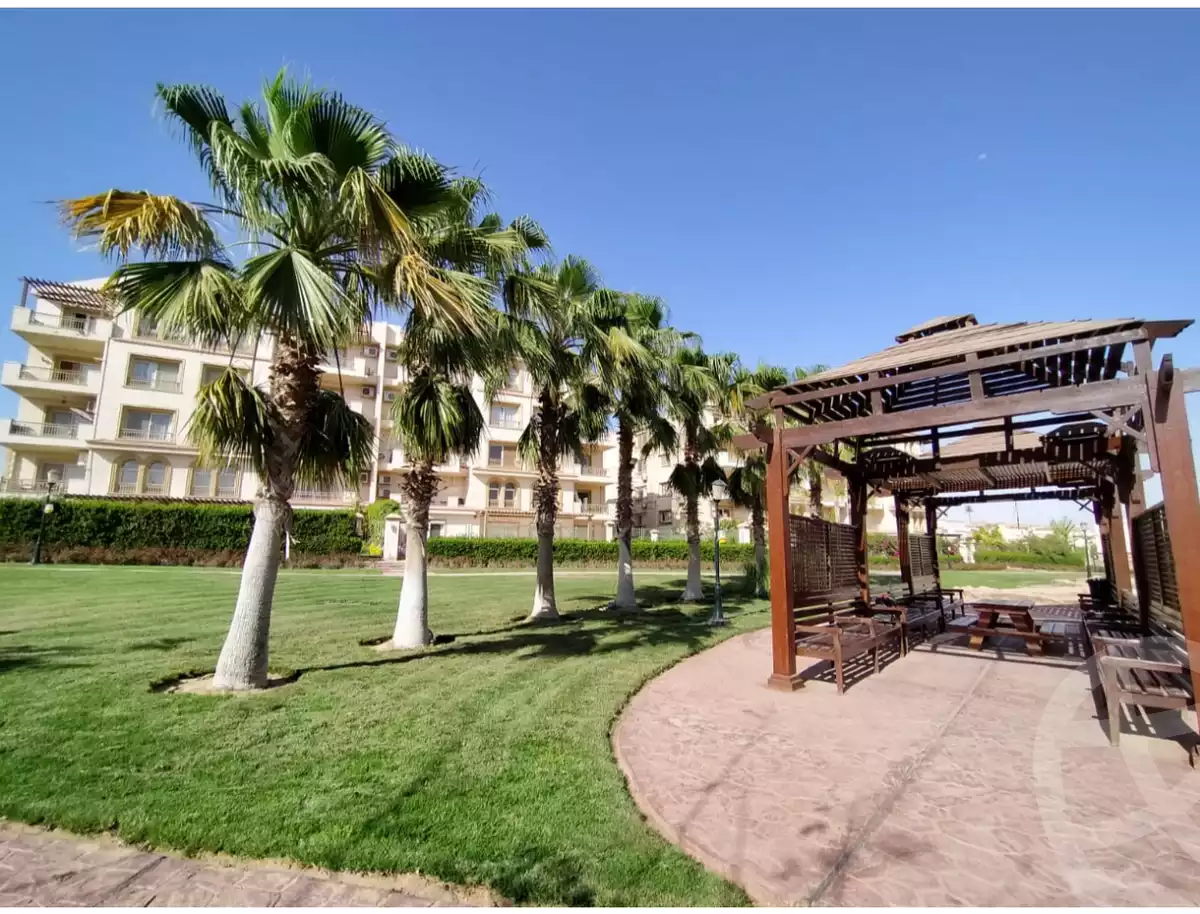 https://aqarmap.com.eg/en/listing/4188859-for-sale-cairo-el-sheikh-zayed-city-compounds-greens