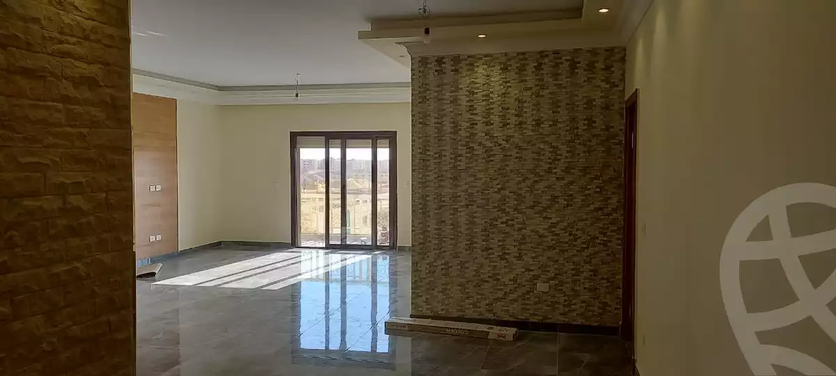 https://aqarmap.com.eg/en/listing/4189106-for-rent-cairo-6th-of-october-compound-green-5