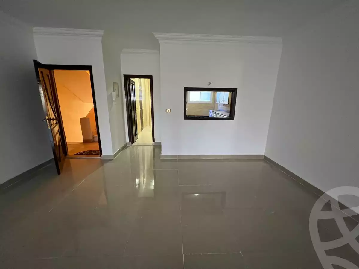 https://aqarmap.com.eg/ar/listing/4193963-for-sale-cairo-el-shorouk-lhy-lthny-grb-neighbourhood-2a-shagaret-al-dor-st