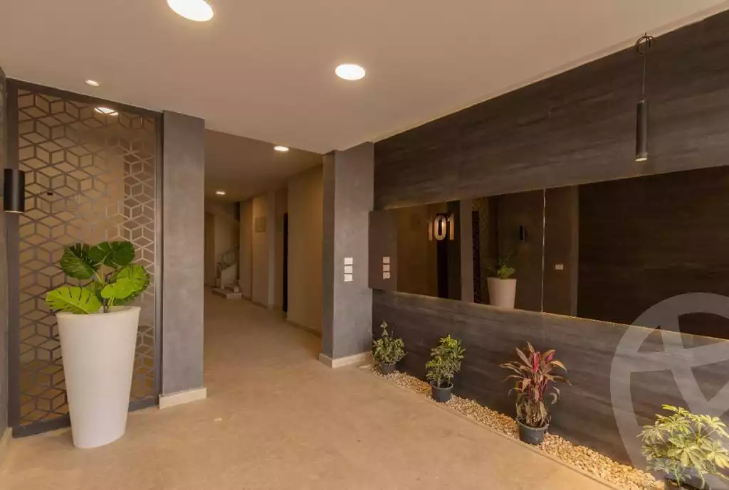 https://aqarmap.com.eg/en/listing/4194176-for-sale-cairo-new-cairo-compounds-the-address-east