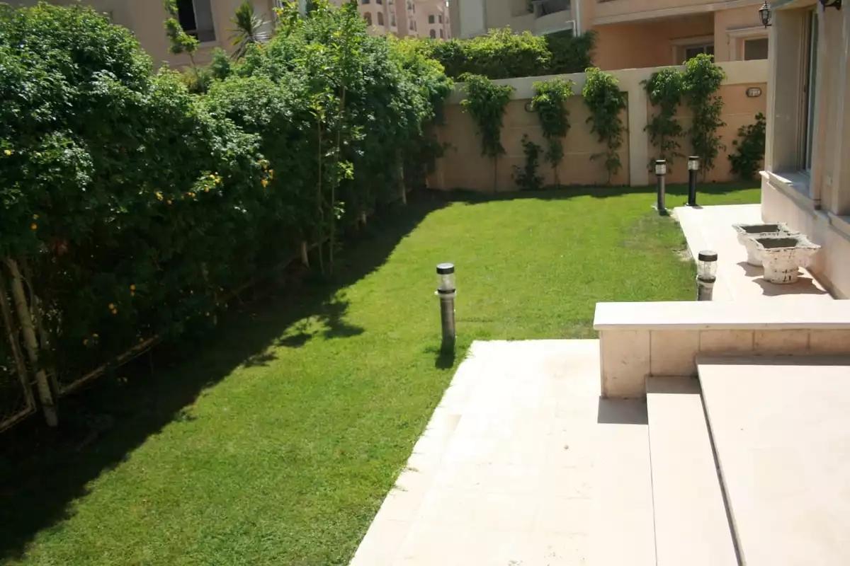 https://aqarmap.com.eg/ar/listing/4196290-for-rent-cairo-new-cairo-compounds-el-guezira-green-park