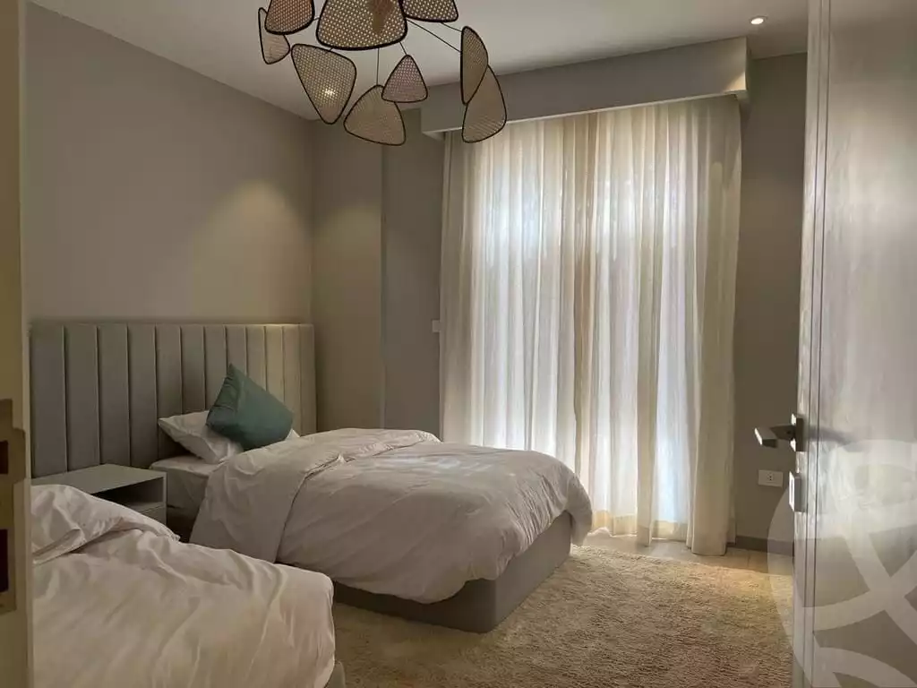 https://aqarmap.com.eg/en/listing/4196726-for-sale-cairo-el-sheikh-zayed-city-compounds-kmbwnd-fyldj-wyst-dr-llttwyr