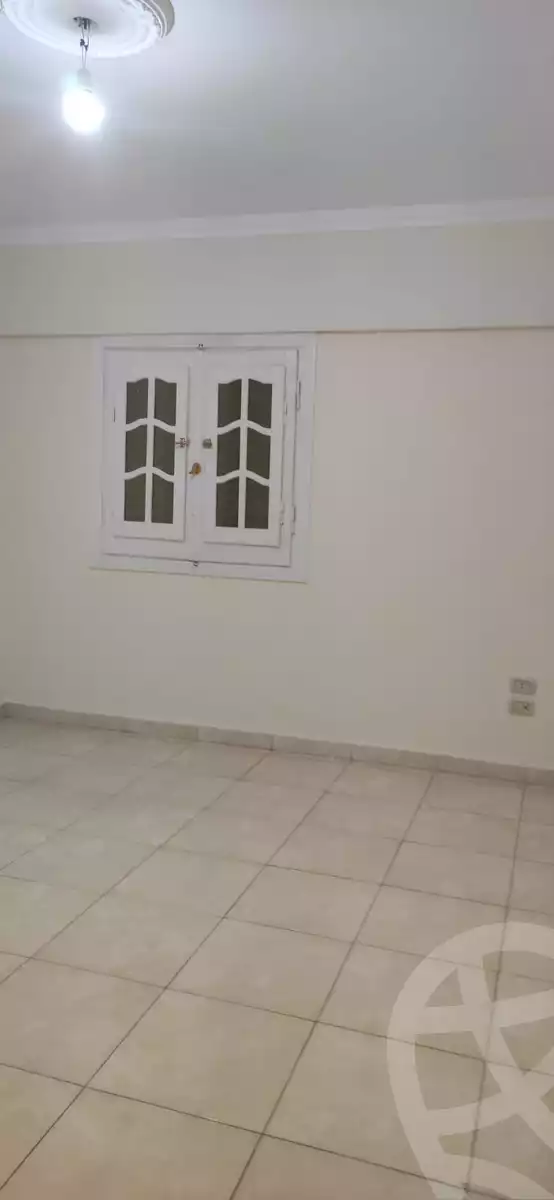 https://aqarmap.com.eg/en/listing/4198881-for-rent-new-cairo-first-settlement-el-shaheed-hossam-mohamed-st