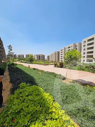 https://aqarmap.com.eg/en/listing/4203737-for-sale-cairo-new-cairo-lmstqbl-syty-compounds-zyzyny-lmstqbl-rdk-llttwyr