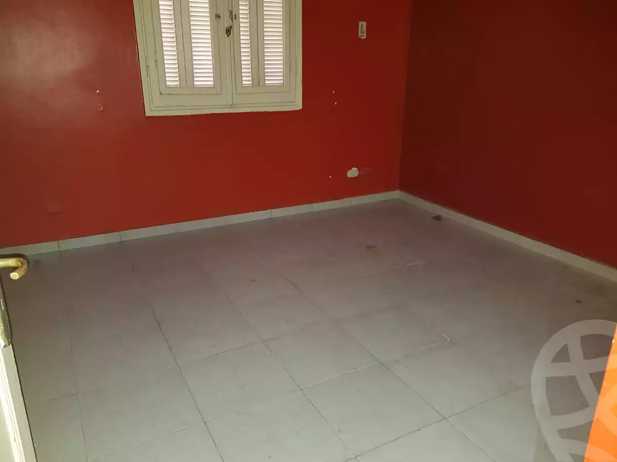 https://aqarmap.com.eg/en/listing/4204646-for-sale-cairo-new-cairo-compounds-la-rose