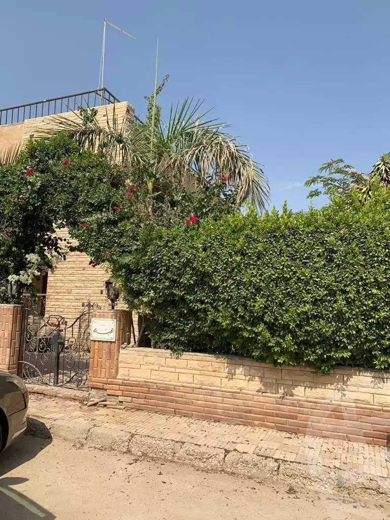 https://aqarmap.com.eg/en/listing/4204939-for-sale-ain-elsokhna-ain-sokhna-resorts-el-manal-2