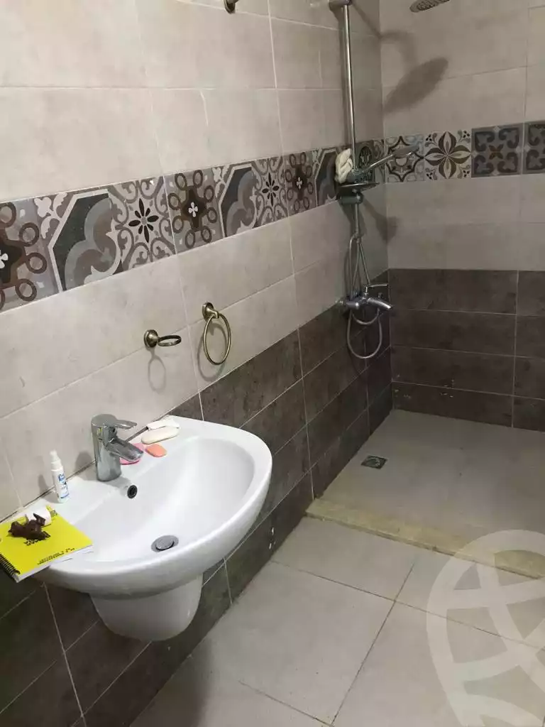 https://aqarmap.com.eg/en/listing/4205820-for-rent-cairo-new-cairo-compounds-the-square