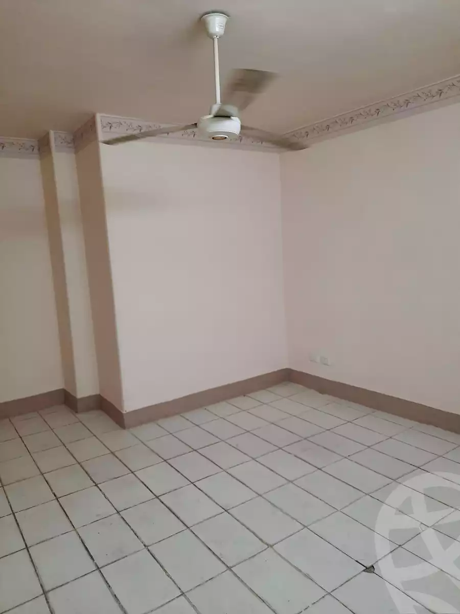 https://aqarmap.com.eg/ar/listing/4205883-for-sale-cairo-el-sayyeda-zeinab-omar-khayrat-st