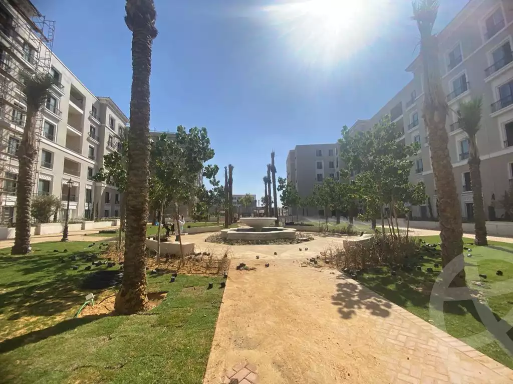 https://aqarmap.com.eg/en/listing/4207716-for-sale-cairo-el-sheikh-zayed-city-compounds-kmbwnd-fyldj-wyst-dr-llttwyr