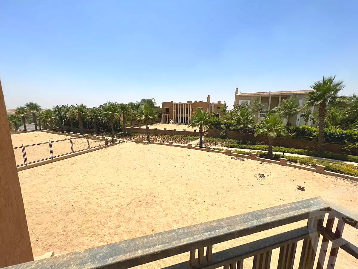 https://aqarmap.com.eg/en/listing/4209280-for-sale-cairo-el-sheikh-zayed-city-compounds-kmbwnd-ljry-swdyk