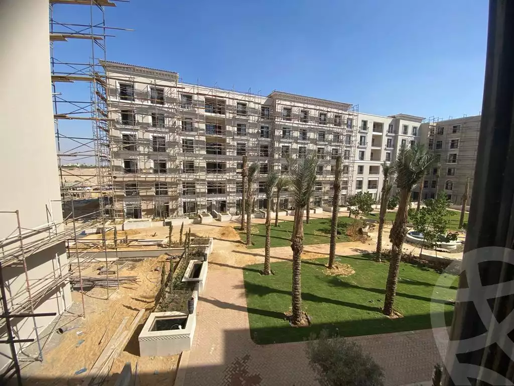 https://aqarmap.com.eg/en/listing/4210067-for-sale-cairo-el-sheikh-zayed-city-compounds-kmbwnd-fyldj-wyst-dr-llttwyr