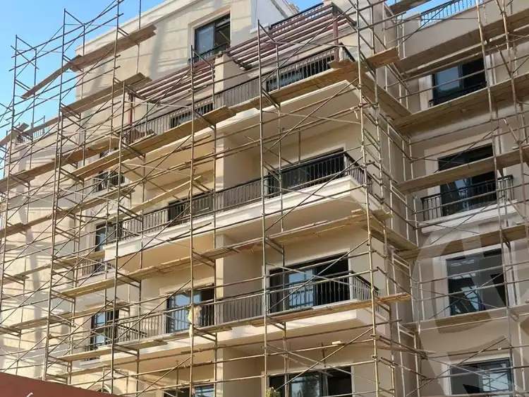 https://aqarmap.com.eg/en/listing/4210001-for-sale-cairo-el-sheikh-zayed-city-compounds-kmbwnd-fyldj-wyst-dr-llttwyr