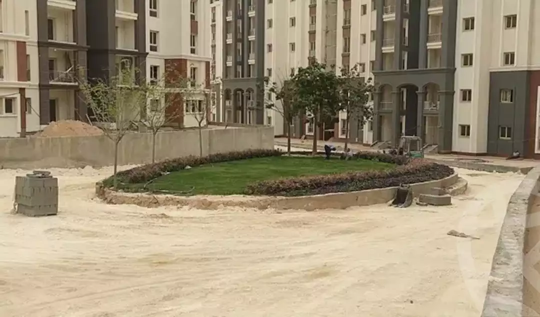 https://aqarmap.com.eg/en/listing/4211066-for-sale-alexandria-compounds-alex-west