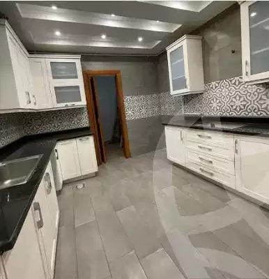 https://aqarmap.com.eg/en/listing/4212086-for-rent-cairo-el-sheikh-zayed-city-compounds-kmbwnd-wyst-twn-swdyk