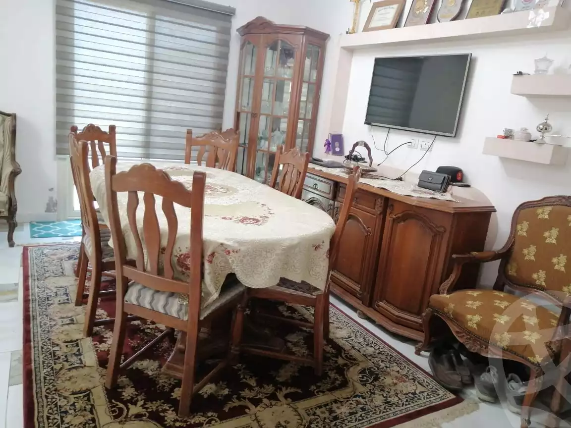 https://aqarmap.com.eg/ar/listing/4213211-for-sale-cairo-el-shorouk-lhy-lthny-grb-neighbourhood-2a-mohamed-farid-st