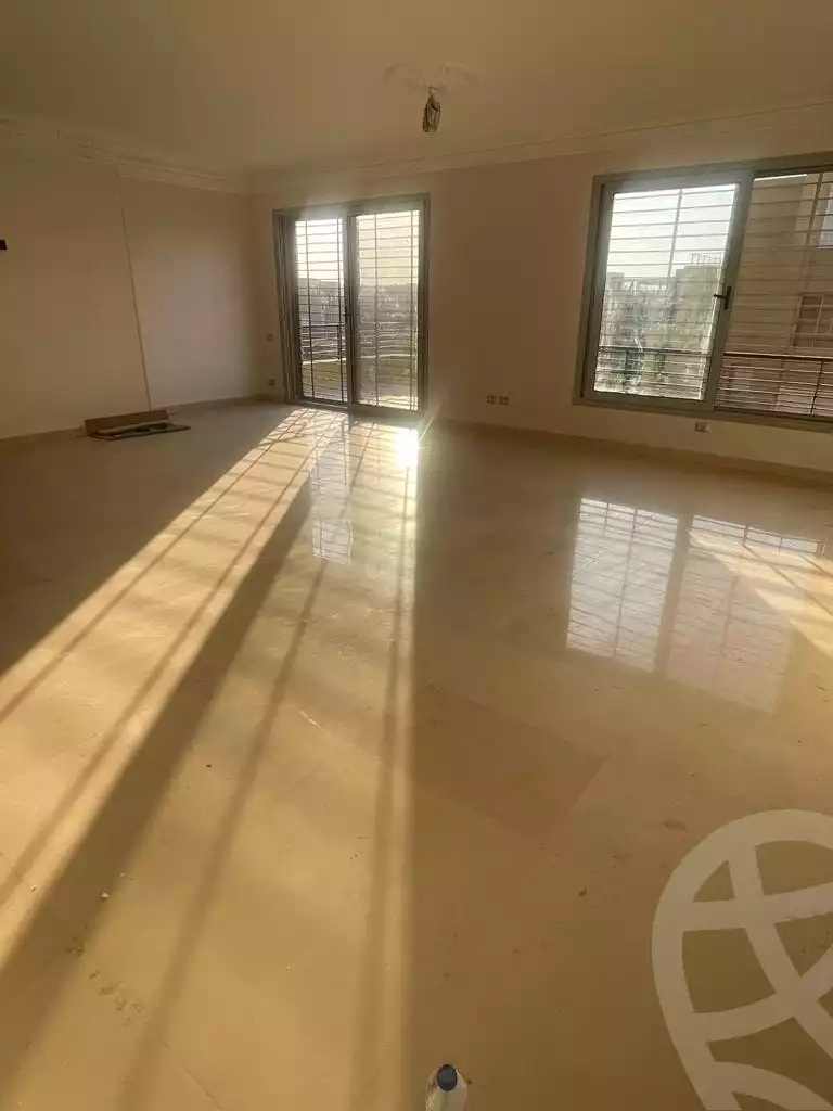 https://aqarmap.com.eg/en/listing/4213815-for-rent-cairo-6th-of-october-compound-palm-parks