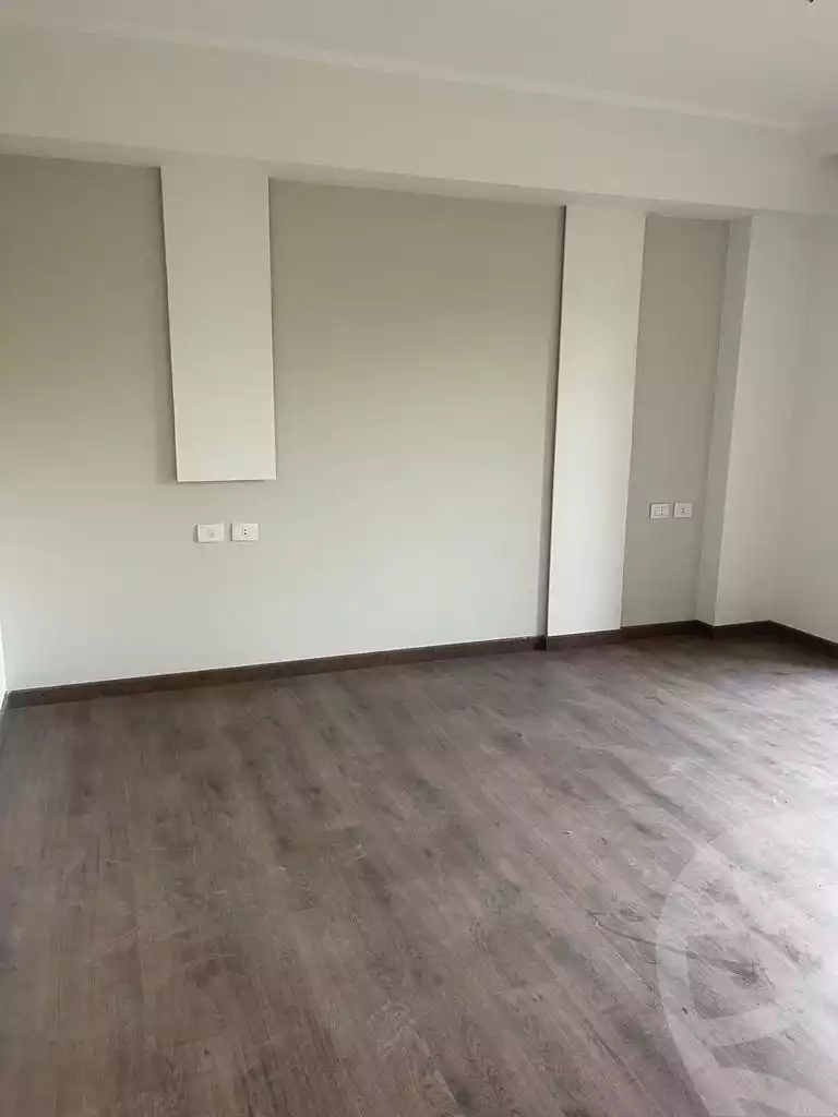 https://aqarmap.com.eg/ar/listing/4213842-for-rent-cairo-6th-of-october-compound-palm-parks