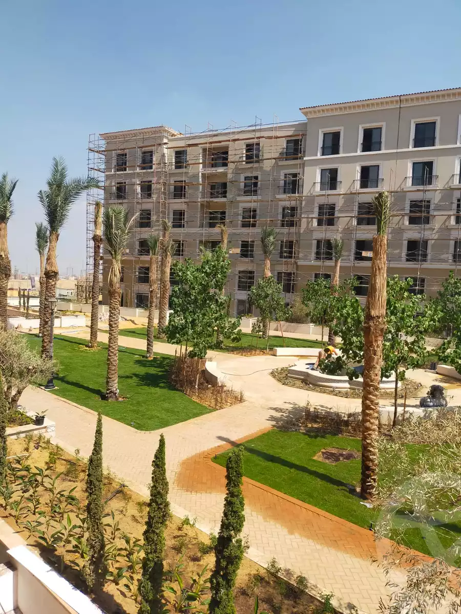 https://aqarmap.com.eg/en/listing/4218090-for-sale-cairo-el-sheikh-zayed-city-compounds-kmbwnd-fyldj-wyst-dr-llttwyr