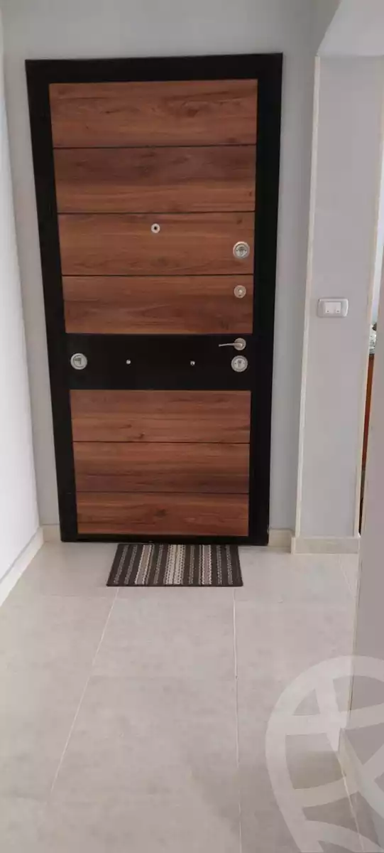 https://aqarmap.com.eg/ar/listing/4220547-for-rent-cairo-new-cairo-compounds-the-square