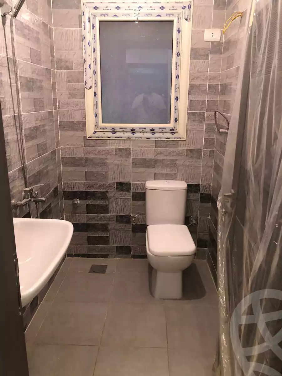 https://aqarmap.com.eg/ar/listing/4224042-for-sale-cairo-el-sheikh-zayed-city-compounds-in-sheikh-zayed-el-khamayel