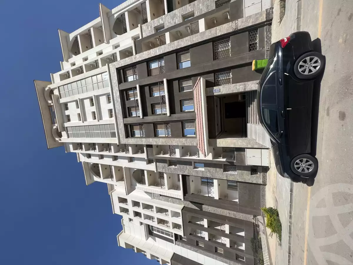 https://aqarmap.com.eg/en/listing/4224907-for-rent-cairo-new-administrative-capital-r3-capital-care-medical-complex