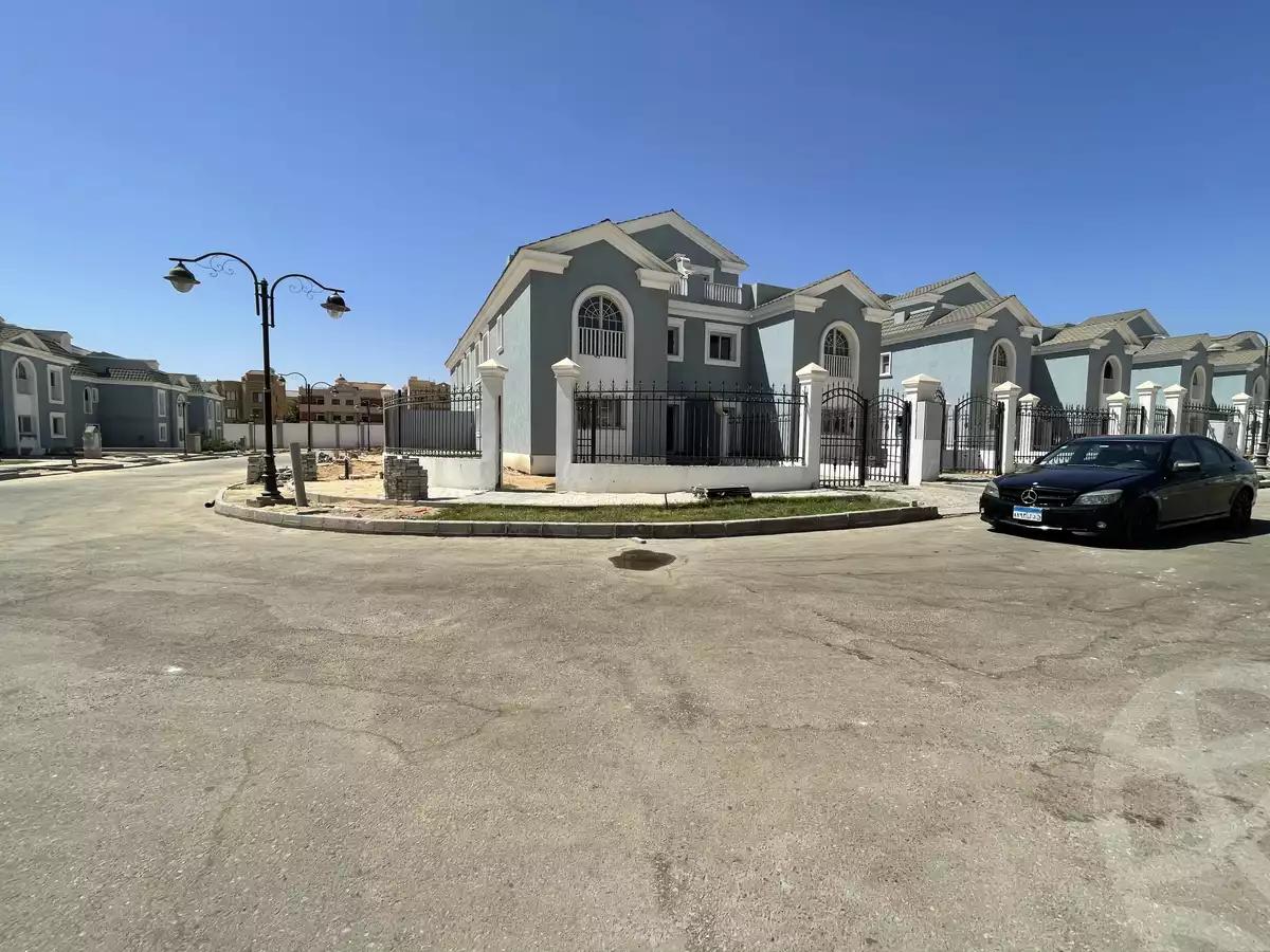 https://aqarmap.com.eg/en/listing/4225053-for-sale-cairo-al-oubour-compound-heliopolis-hills