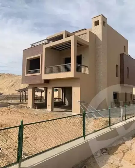 https://aqarmap.com.eg/en/listing/4225645-for-sale-goldcliff-new-giza