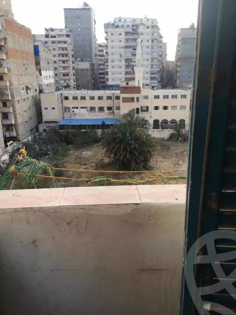 https://aqarmap.com.eg/en/listing/4229469-for-sale-alexandria-el-asafra-l-sfr-qbly