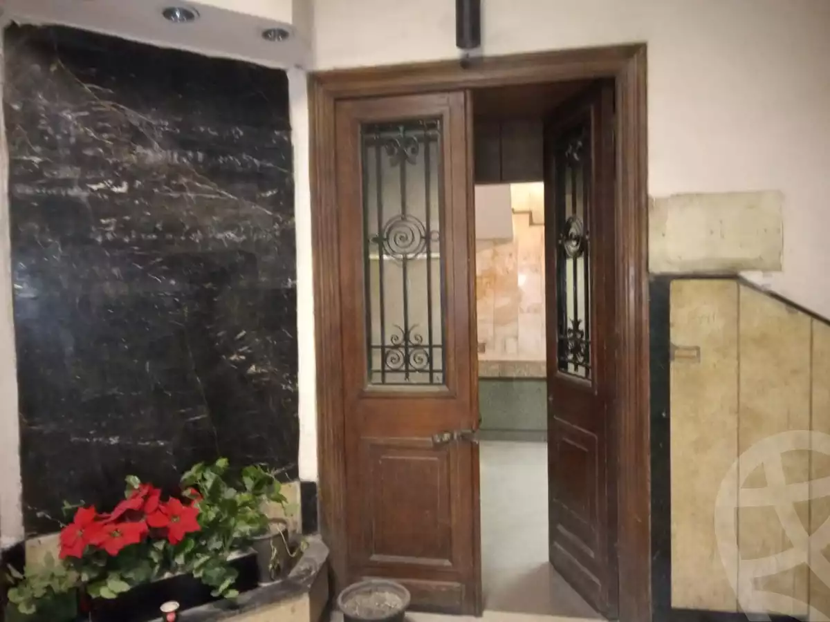 https://aqarmap.com.eg/en/listing/4229949-for-rent-cairo-downtown-el-tahrir