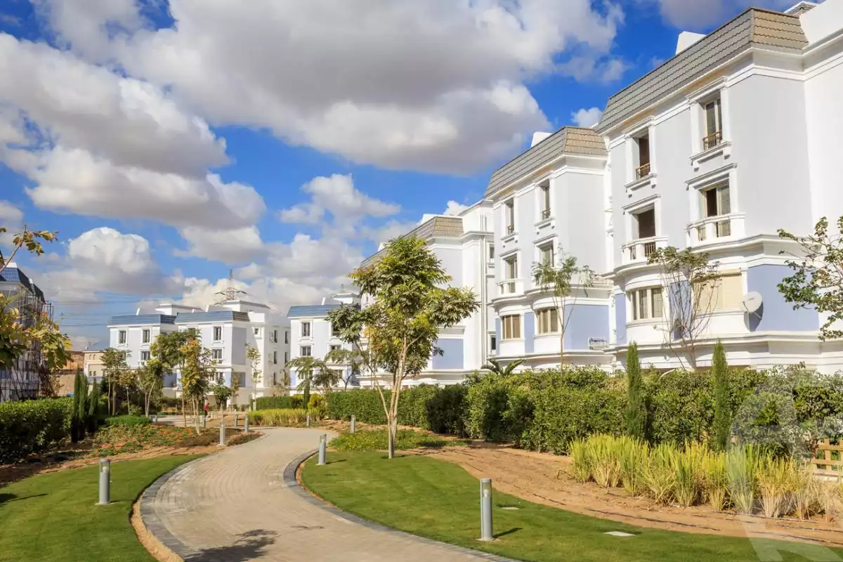 https://aqarmap.com.eg/en/listing/4231023-for-sale-cairo-6th-of-october-compounds-mountain-view-giza-plateau