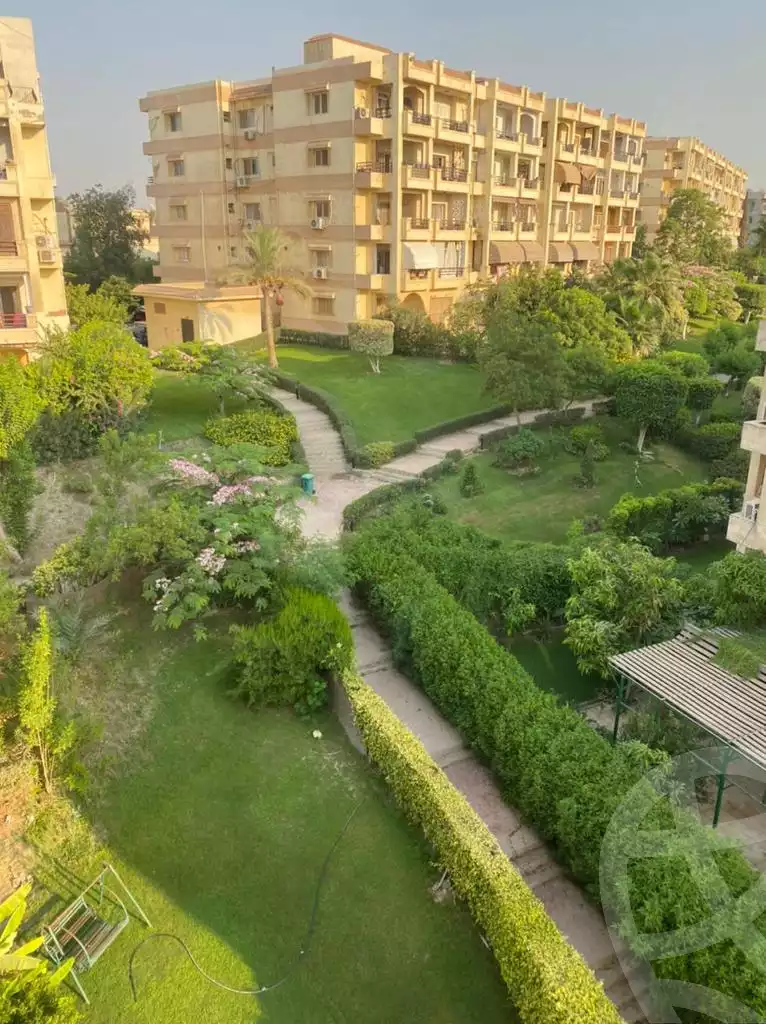 https://aqarmap.com.eg/en/listing/4231483-for-sale-cairo-el-sheikh-zayed-city-compounds-in-sheikh-zayed-zayed-2000