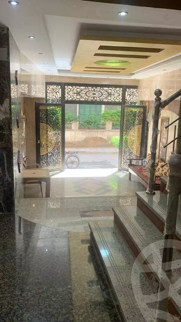 https://aqarmap.com.eg/ar/listing/4234811-for-sale-cairo-manial-kwrnysh-lmnyl