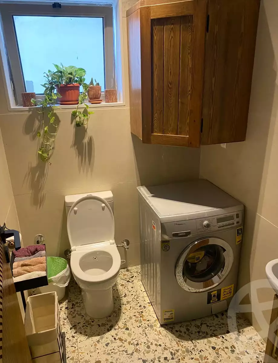https://aqarmap.com.eg/en/listing/4239331-for-sale-cairo-new-cairo-compounds-galleria-moon-valley