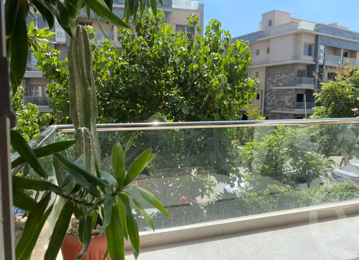 https://aqarmap.com.eg/en/listing/4239331-for-sale-cairo-new-cairo-compounds-galleria-moon-valley