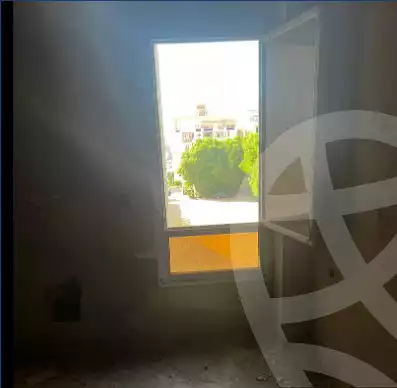 https://aqarmap.com.eg/en/listing/4240641-for-sale-cairo-maadi-ring-road-medium-plateau-compound-family-home
