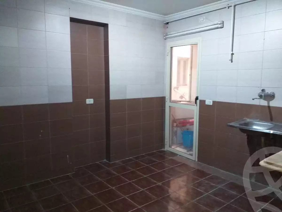 https://aqarmap.com.eg/en/listing/4244217-for-sale-alexandria-roshdy-shr-hmd-shwqy