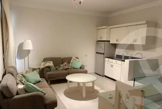 https://aqarmap.com.eg/en/listing/4245484-for-rent-cairo-el-sheikh-zayed-city-compounds-kmbwnd-wyst-twn-swdyk