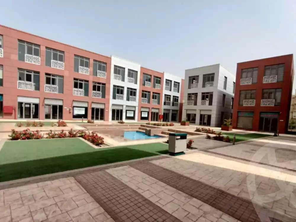 https://aqarmap.com.eg/ar/listing/4932449-for-sale-cairo-el-sheikh-zayed-city-compounds-the-courtyard