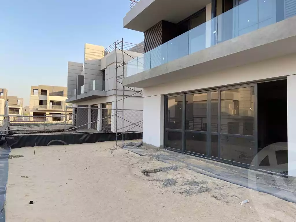 https://aqarmap.com.eg/en/listing/4252090-for-sale-cairo-el-sheikh-zayed-city-compounds-in-sheikh-zayed-el-patio-zahraa