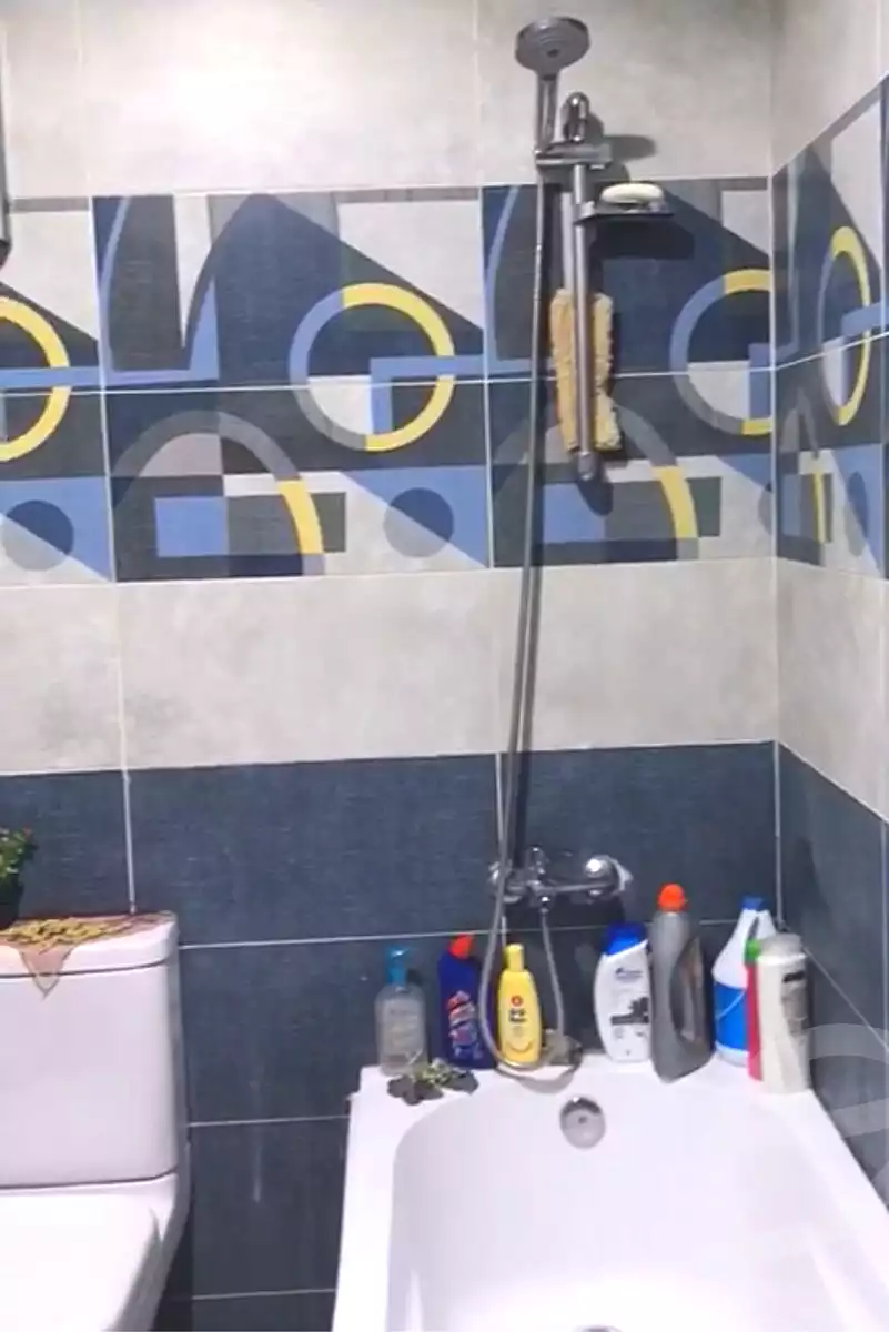 https://aqarmap.com.eg/ar/listing/4254089-for-sale-cairo-hadayek-el-koba-teraat-al-gabal-st