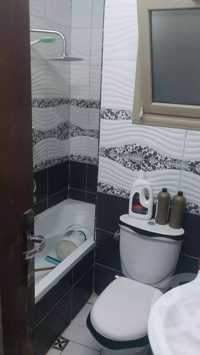https://aqarmap.com.eg/ar/listing/4259367-for-sale-cairo-hadayek-el-koba-sekat-al-waili-st