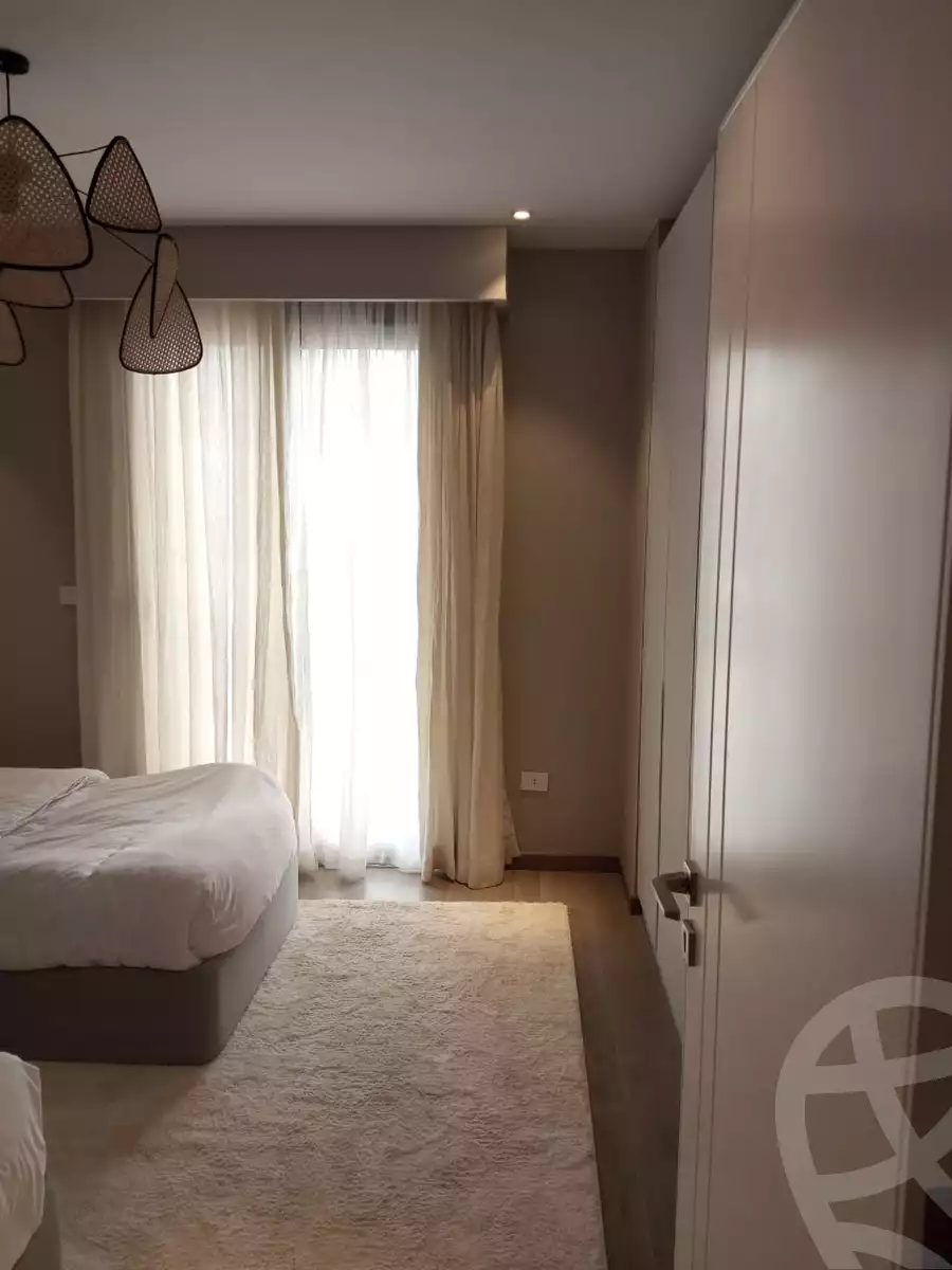 https://aqarmap.com.eg/en/listing/4261439-for-sale-cairo-el-sheikh-zayed-city-compounds-kmbwnd-fyldj-wyst-dr-llttwyr