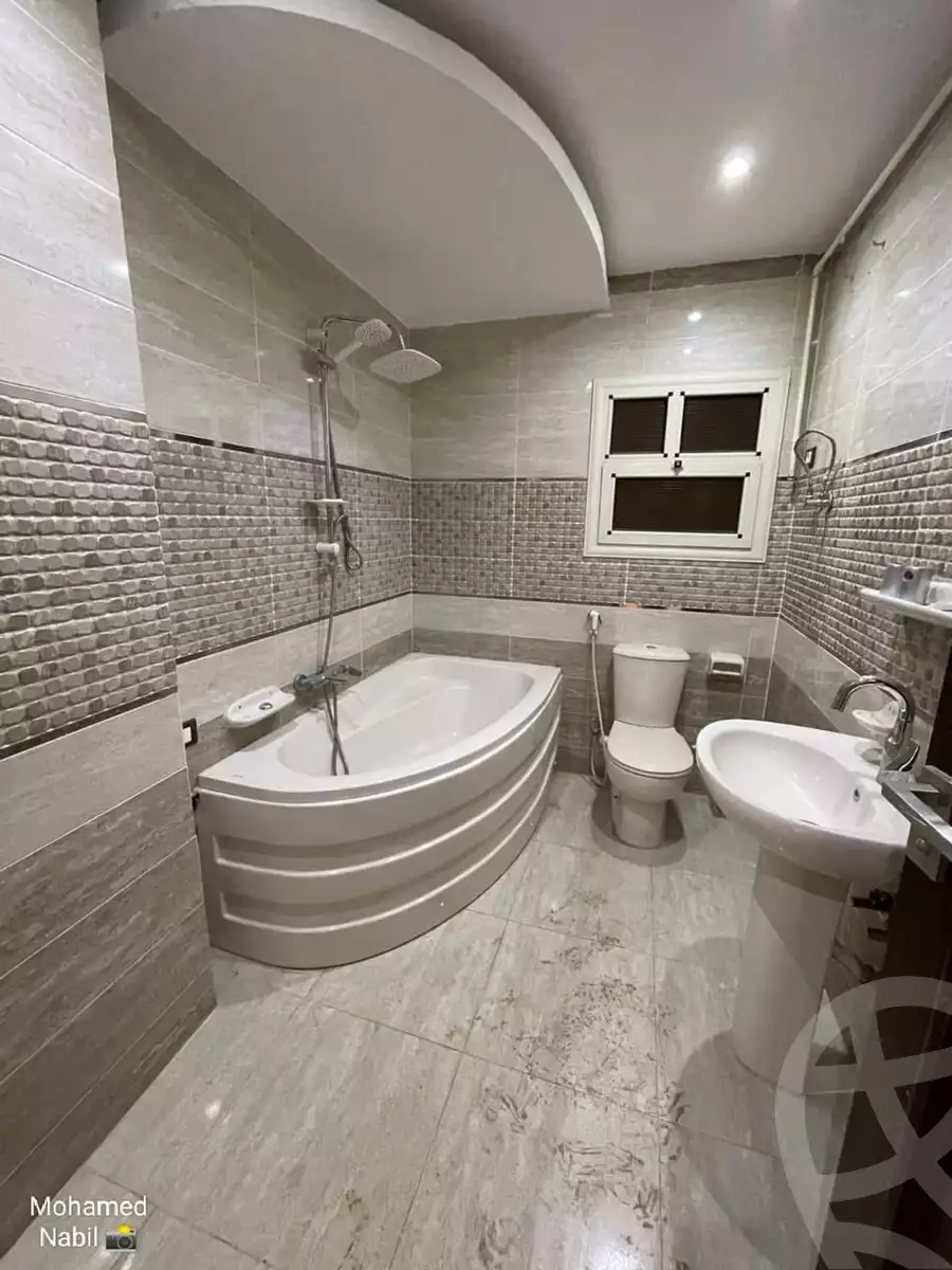 https://aqarmap.com.eg/en/listing/4261925-for-sale-cairo-cairo-hdyq-lhrm-lmntqh-k