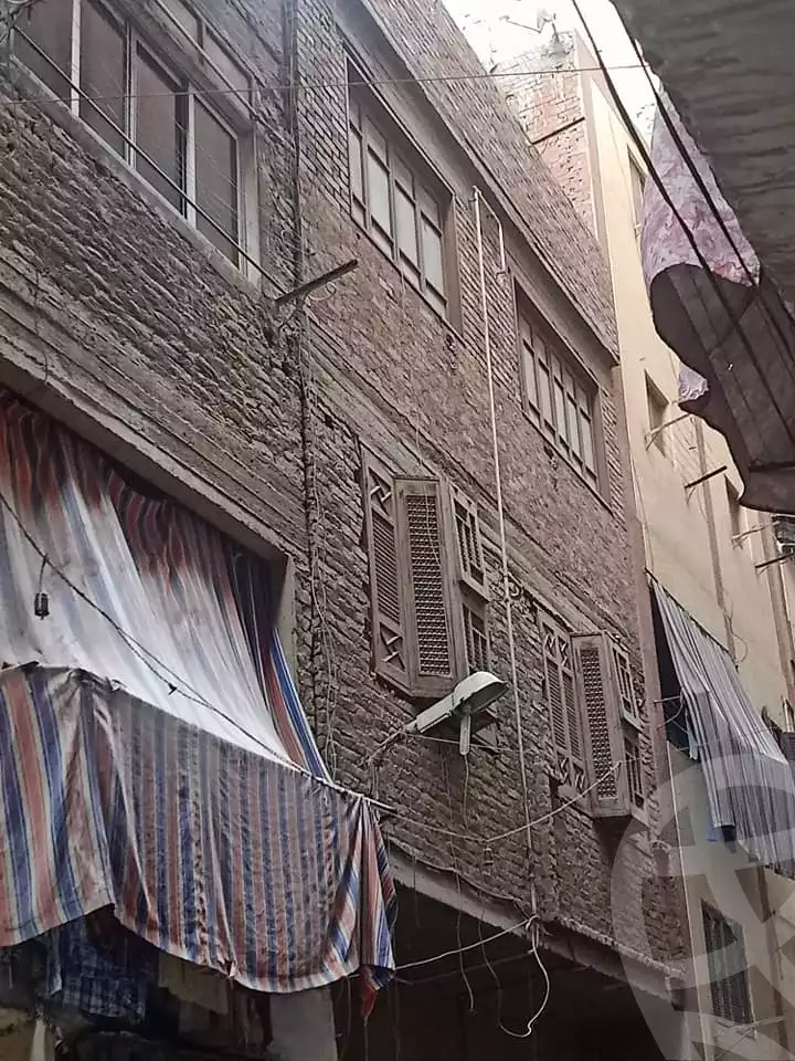 https://aqarmap.com.eg/en/listing/4265143-for-rent-cairo-el-maadi-saqr-quraish-sakr-kourish-buildings