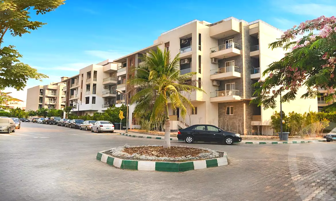 https://aqarmap.com.eg/en/listing/4268450-for-sale-cairo-el-sheikh-zayed-city-compounds-in-sheikh-zayed-zayed-dunes