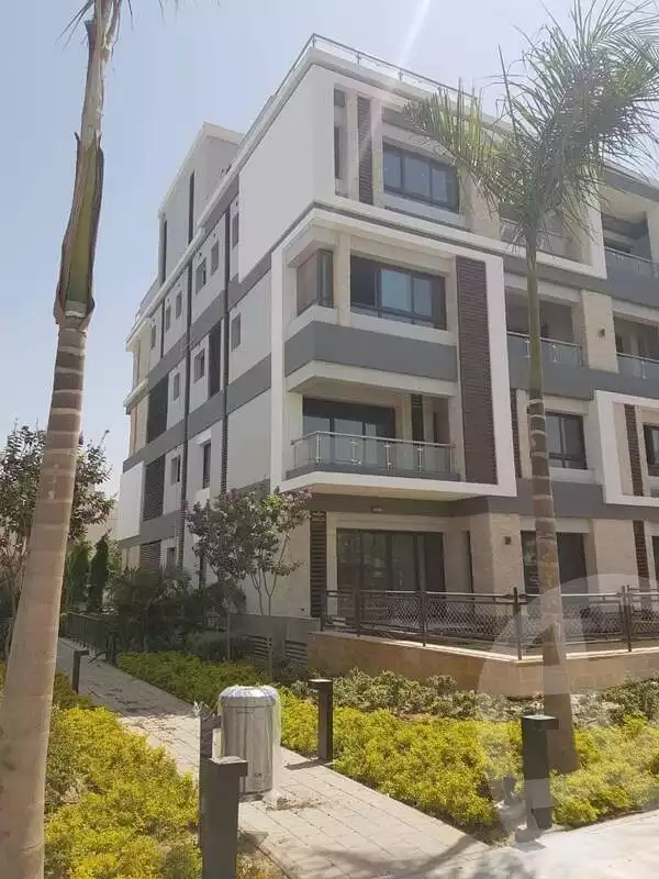 https://aqarmap.com.eg/ar/listing/4274042-for-sale-cairo-el-sheikh-zayed-city-compounds-in-sheikh-zayed-beverly-hills