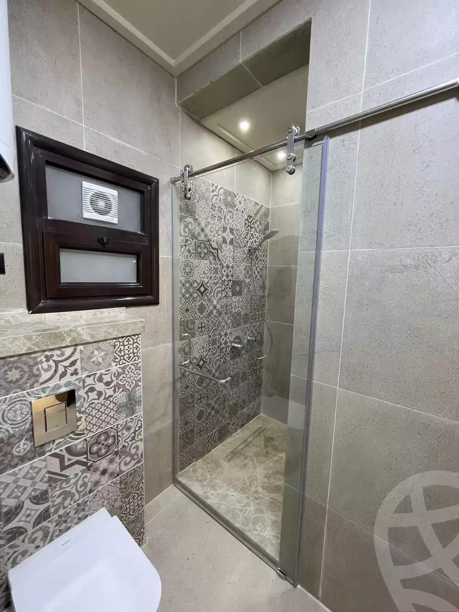 https://aqarmap.com.eg/en/listing/4276382-for-sale-cairo-6th-of-october-compound-green-5