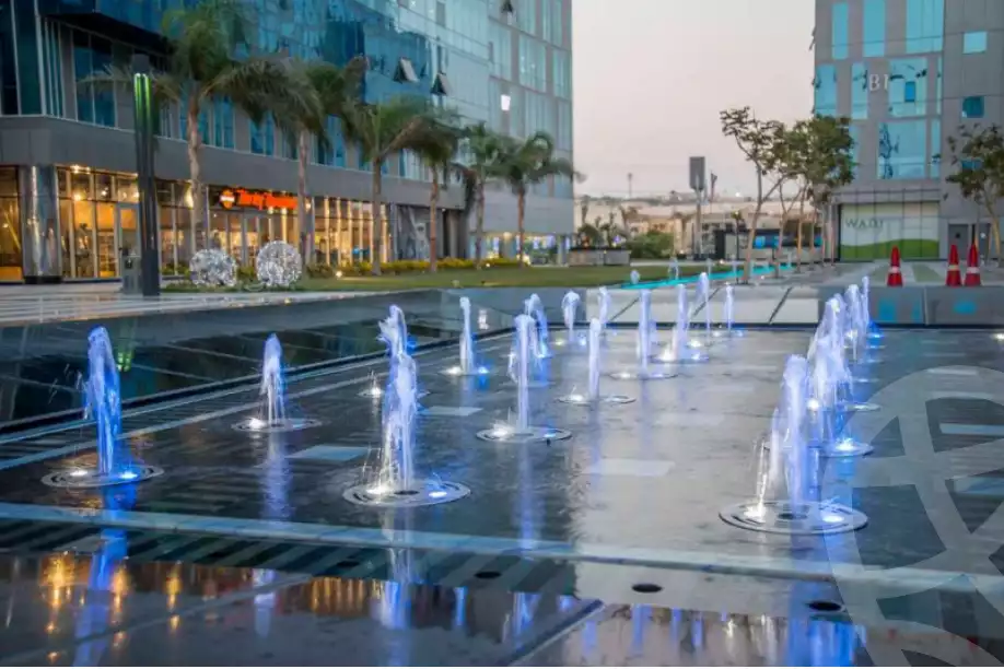 https://aqarmap.com.eg/en/listing/4278503-for-sale-cairo-el-sheikh-zayed-city-compounds-in-sheikh-zayed-capital-business-park