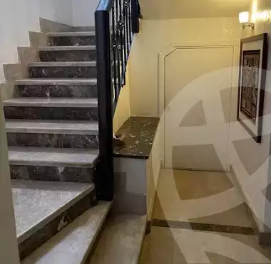 https://aqarmap.com.eg/ar/listing/4280465-for-sale-cairo-el-sheikh-zayed-city-compounds-in-sheikh-zayed-beverly-hills
