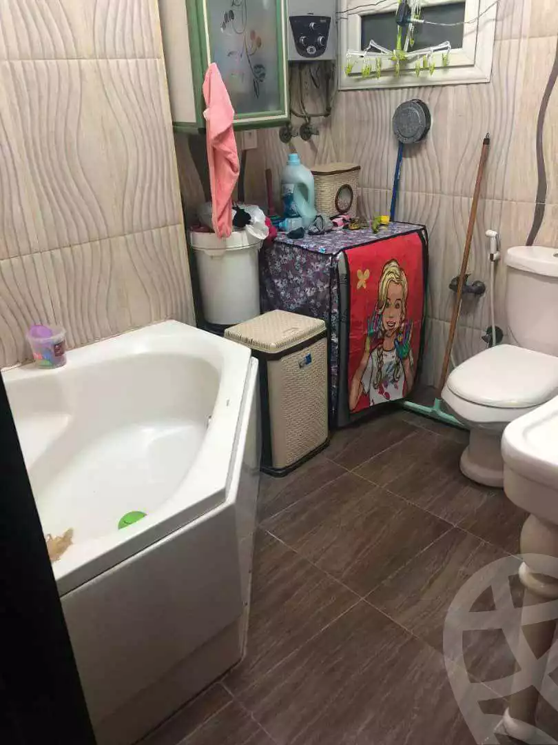 https://aqarmap.com.eg/ar/listing/4280649-for-sale-cairo-faisal-el-talbeya-moustafa-refae